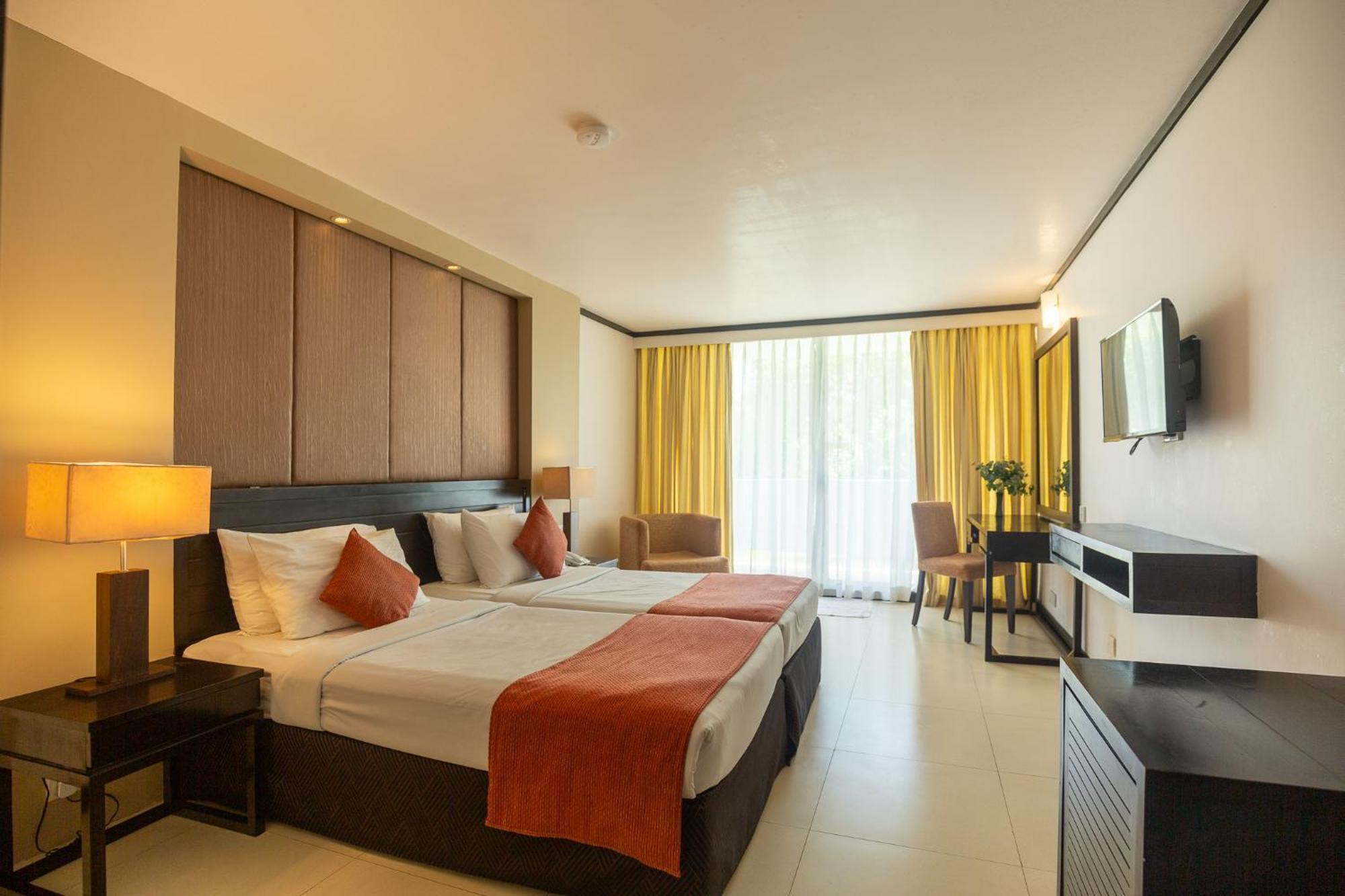 Pegasus Reef - A Beach Resort In Colombo Wattala Exterior foto